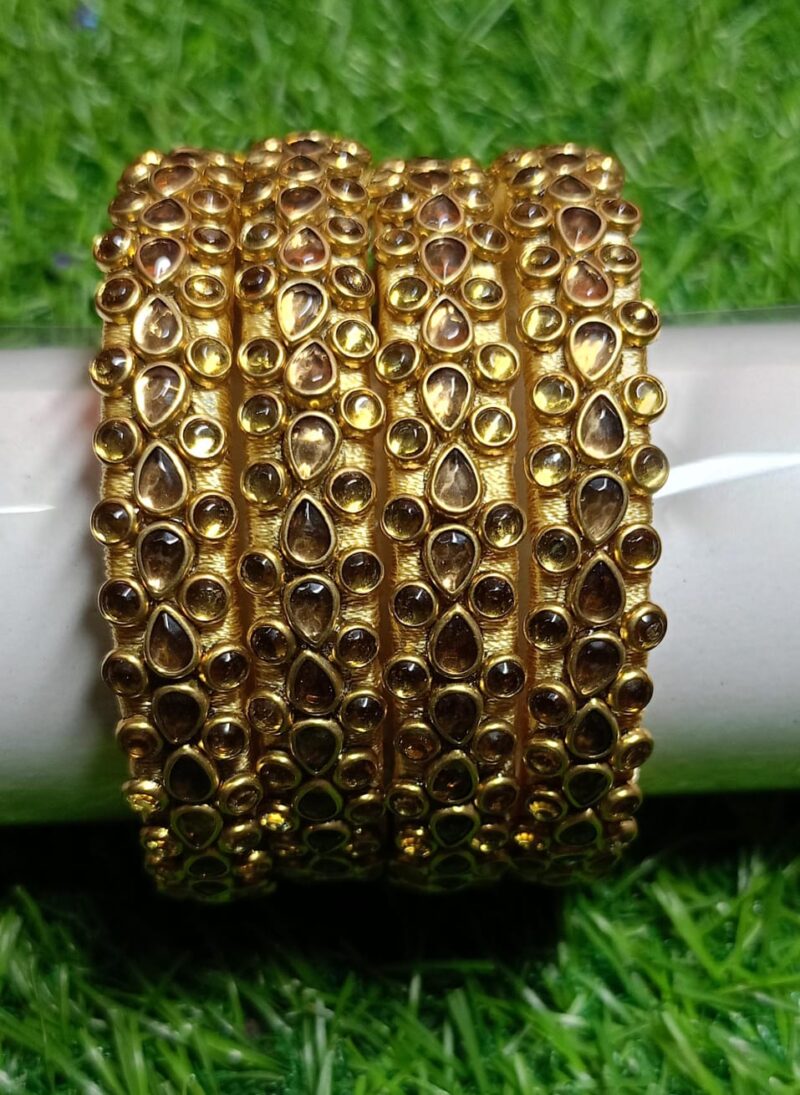 Kundhan Bangles Q4  - 1 Pair